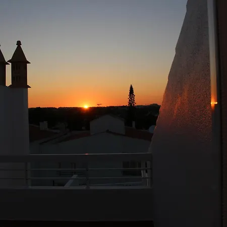 Falesia Casa Da Sobreira * אלבופיירה