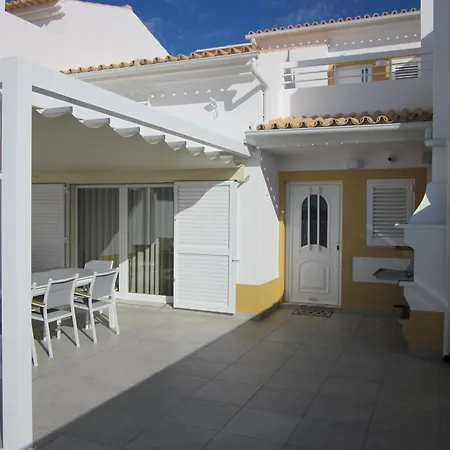 Nyaraló Falesia Casa Da Sobreira *